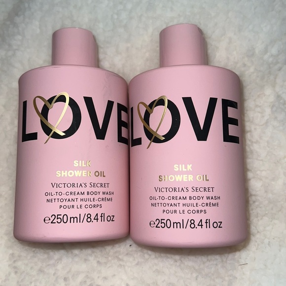 Victoria's Secret Other - VS SECRET 2pc  LOVE OIL TO CREAM-body wash